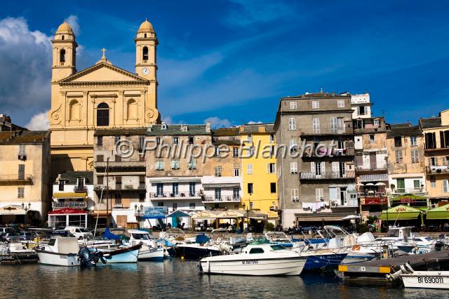 france corse 35.JPG - Vieux port et église Saint Jean-Baptiste à BastiaHaute Corse